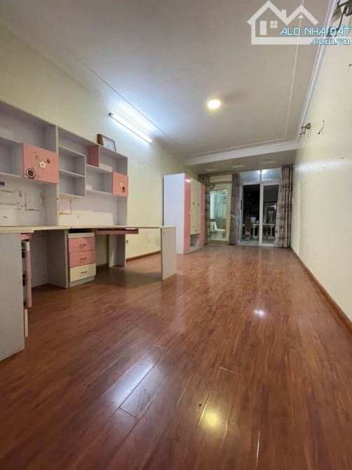 CHTT NGHĨA TÂN – ÔTÔ TRÁNH – BAN CÔNG – 150M² - 3PN – 5.5 TỶ (ECG3698) - 7
