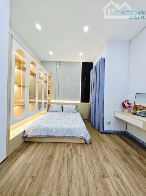 NHÀ 1 TRỆT 1 LẦU ĐÚC - TẶNG FULL NỘI THẤT - PHẠM VĂN CHIÊU, P14 GÒ VẤP – 42M² – CHỈ 4.9 TỶ - 8