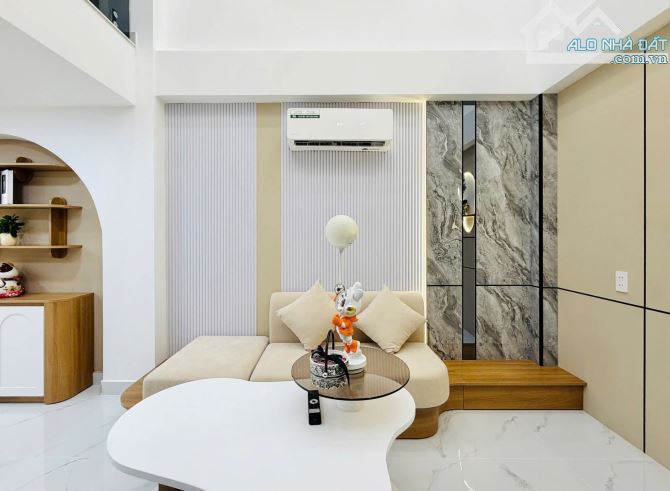 CHÍNH CHỦ CẦN BÁN CĂN NHÀ GẤP Đường PHẠM VĂN CHIÊU P11 - 8