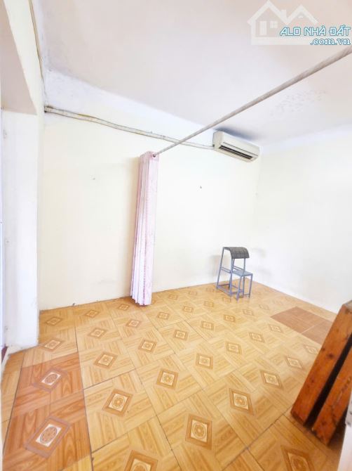 BÁN NHÀ TẬP THỂ NGUYÊN BẢN – 43M² SỔ ĐỎ – DÙNG GẦN 75M² – 3.4 TỶ - 8