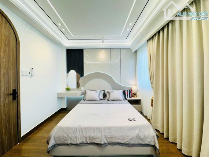 NHÀ NGỘP CÓ DÒNG TIỀN 27 TRIỆU NGAY NGUYỄN TRÃI, PHẠM NGŨ LÃO, QUẬN 1 - GIÁ: 6 TỶ 710/64M2 - 8