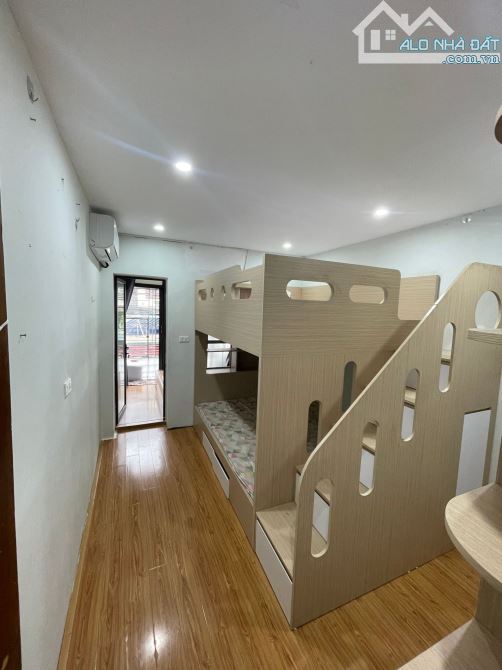 BÁN GẤP CĂN GÓC TẬP THỂ TẦNG 2 – NGÕ 240 TÂN MAI, HOÀNG MAI. 80M2 – 3PN – 3,83 TỶ - 8