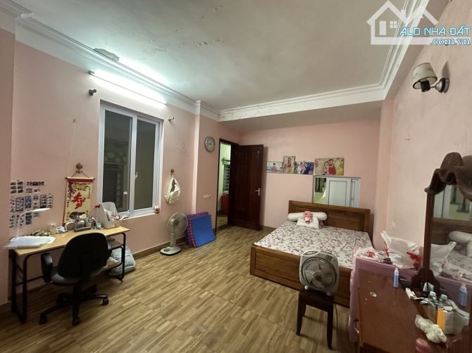 Sát Phố-Ô Tô-Kinh Doanh-Gần Chợ,Trường Học.Bán Nhà Trâu Quỳ,Dt 70m,Giá 13 Tỷ. - 8