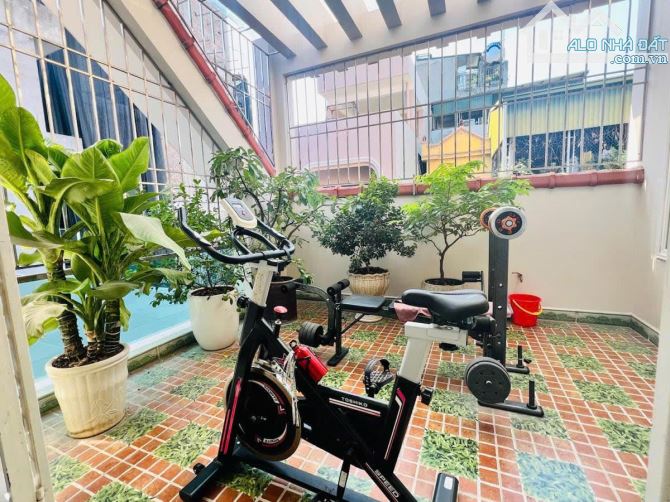 SIÊU PHẨM CẦU GIẤY 103M*6T*MT 8M, LÔ GÓC, OTO, THANG MÁY, KINH DOANH, DT 50TR/THÁNG - 20 T - 8