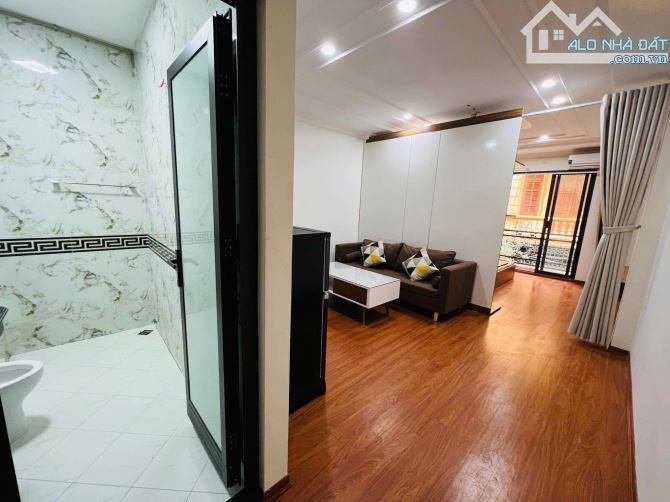BÁN NHÀ MẶT NGÕ ĐƯỜNG CẦU GIẤY 90m2 - 6T THANG MÁY - 31.8 TỶ - KINH DOANH THÔNG Ô TÔ - 8