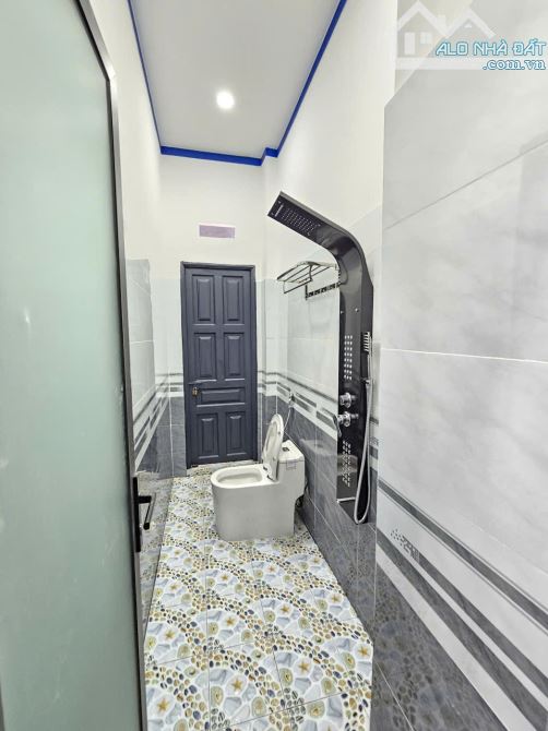 Bán nhà 1 trệt 2 lầu KDC gần đường ĐT743B chỉ 100m p.Tân Đông Hiệp Dĩ An chỉ 5ty5 TL M6973 - 8