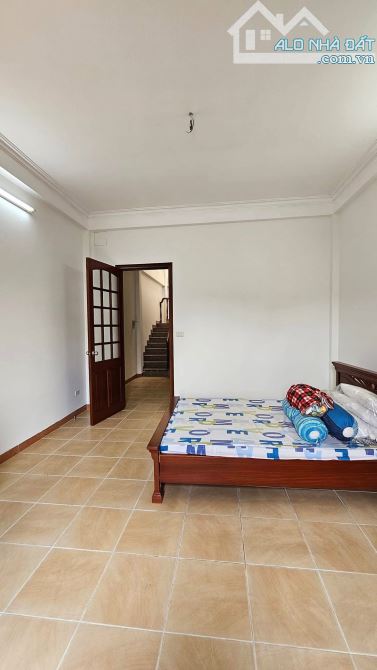 Bán Nhà Mặt Phố Hào Nam 47/55m2, 6 Tầng, MT 4,3m, Vỉa Hè - Kinh Doanh Giá 34,5 Tỷ - 9
