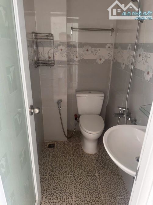 Cần tiền trả tiền ngân hàng bán gấp ngôi nhà TL 10 Bình Tân 4x18 5,6 tỷ, SHR - 9