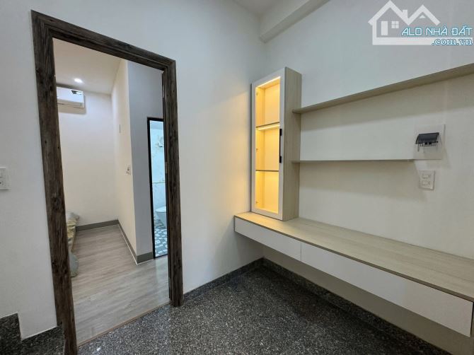 Bán nhà 4 tầng kiệt đường Lý Tự Trọng, Hải Châu. DT 43m2. Giá 4.45 tỷ - 9