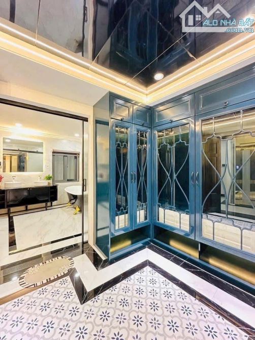 CẦN TIỀN MỞ XƯỞNG BÁN NHÀ LÊ VĂN MIẾN- QUẬN 2. GIÁ 7,11 TỶ/ 82M2- GẦN ĐH QUỐC TẾ SÀI GÒN - 9