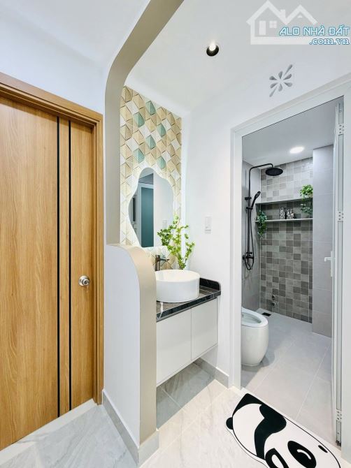 CHÍNH CHỦ CẦN BÁN CĂN NHÀ GẤP Đường PHẠM VĂN CHIÊU P11 - 9