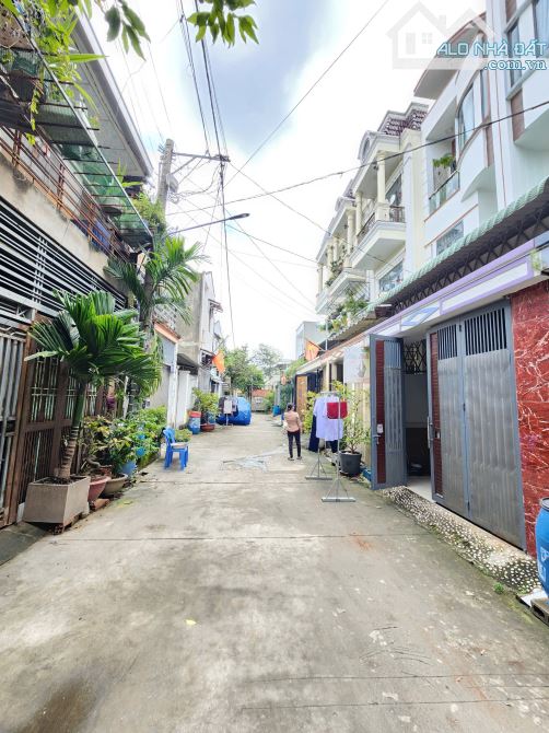 5Tỷ200 🔥👉 Nhà Hoàn Công gần Chợ Dĩ An 1__Hẻm Xe Hơi cách đường Trần Quang Khải chỉ 30m - 9