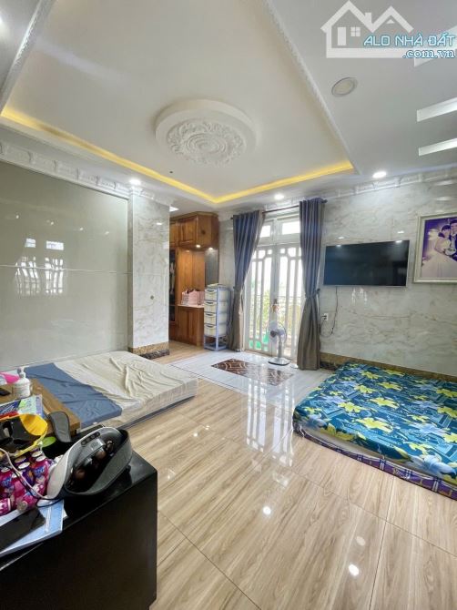 Bán Biệt Thự Góc 2 Mặt Thoáng đường số 11-Aeon Tân Phú, 100m2 ( 7.5 x 14 ) 4 TẦNG 4 PN 4WC - 9