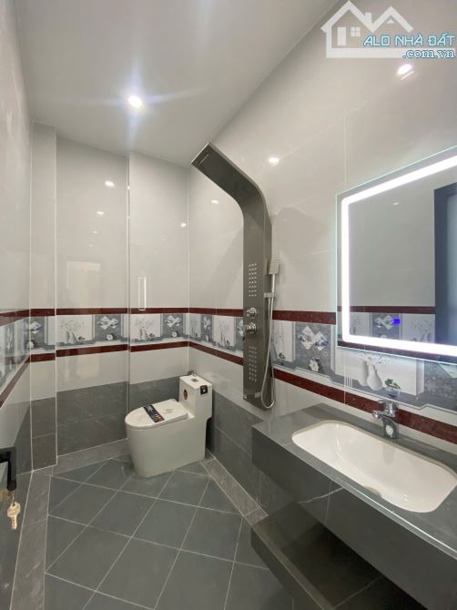 Bán nhà 4 tầng Mới Đẹp Hẻm Xe Hơi Long Trường Q9 -  4x17m Giá 6.5 tỷ TL - 9