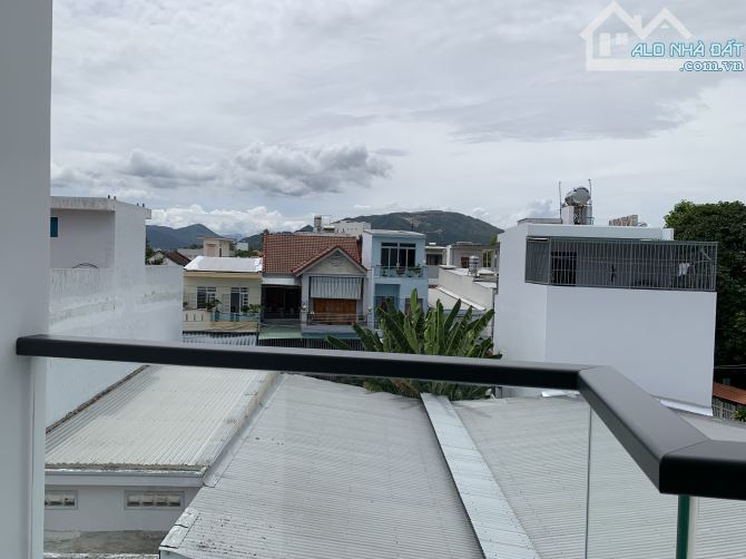 Nhà đẹp 3 tầng hẻm Lương Đình Của - Ngọc Hiệp . Thiết kế hiện đại dọn về ở ngay - 9