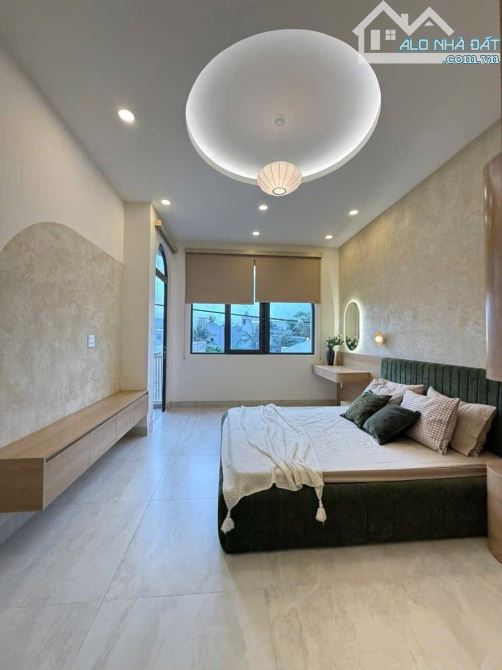 NHÀ SIÊU SIÊU ĐẸP - VỊ TRÍ HOT GẦN KDC ĐẠI NGÂN - 9