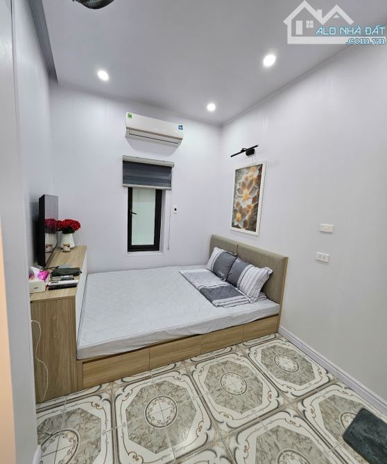 Cho thuê nhà Vương Thừa Vũ, Thanh Xuân, 45m2, 2 tầng, 3 ngủ, 10 triệu - 9