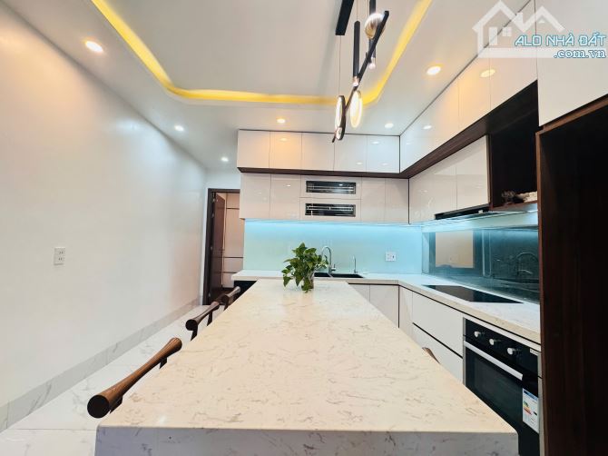 📌📌📌LÀM VIỆC TRỰC TIẾP GIÁ TỐT !!! bán  nhà đẹp 2 tầng kiệt 428 Tôn Đản - 9