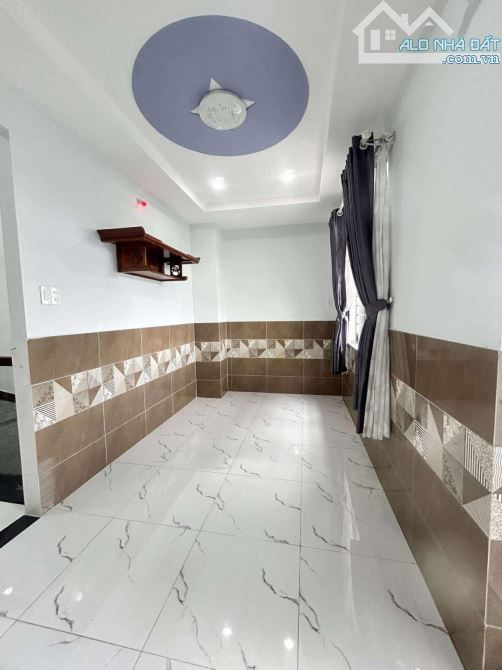 MẶT TIỀN ĐẶNG THÚC VỊNH - NGAY GẦN CHỢ THỚI TỨ - 9