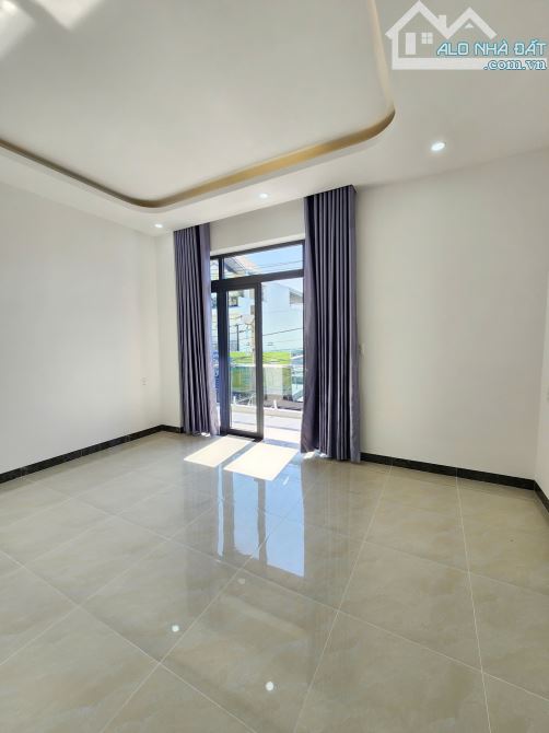 Bán nhà MT chợ Bình Phước B, p.Bình Chuẩn, Tp.Thuận An chỉ 4,5 Tỷ TL M7805 - 9