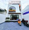 NHÀ 2 TẦNG 2 NGỦ 110M2 - MT ĐƯỜNG HOÀNG VĂN THÁI- CÓ SÂN ĐỂ XE Ô TÔ - GIÁ: 5.250 TỶ!