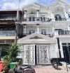 Ngộp ngân hàng, bán nhanh nhà 2 lầu giá tốt KDC Quân Báo gần ĐH Y Dược