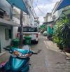gấp bán nhà hai tầng giá tốt chốt nhanh hẻm xe hơi