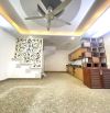 GẤP !!!!Chủ cần tiền - Giảm chào 1 tỷ - Võ Chí Công - 31m2 - 5 tầng - Gần phố