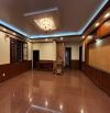 Cho thuê biệt thự sân vườn trung tâm 193 Văn Cao, 300m, vị trí đẹp, kinh doanh tốt
