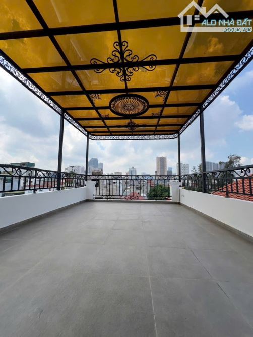 CC BÁN GẤP TOÀ NHÀ NHÀ XÂY MỚI - THOÁNG TRƯỚC SAU-DÒNG TIỀN 220 TR/THÁNG. 130m2x9T- 60 TỶ.