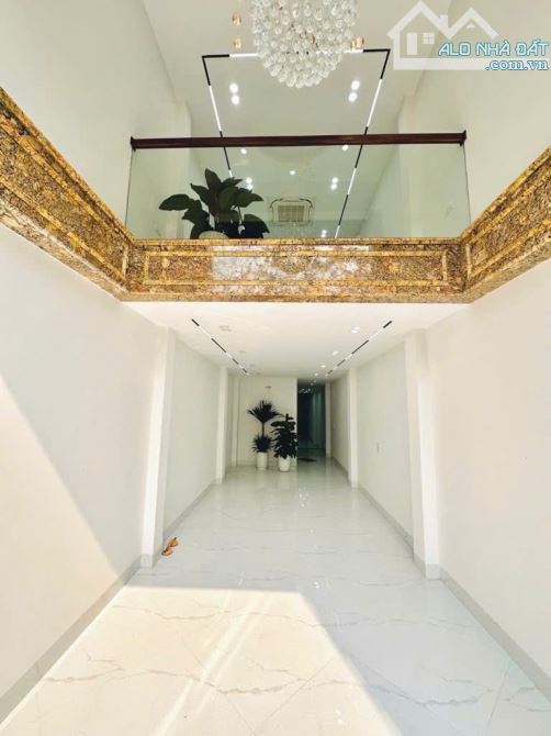 BÁN NHÀ ĐẸP DƯƠNG VĂN BÉ – 6 TẦNG THANG MÁY – Ô TÔ ĐỖ CỬA, NGỦ TRONG NHÀ – 50M² SỬ DỤNG –