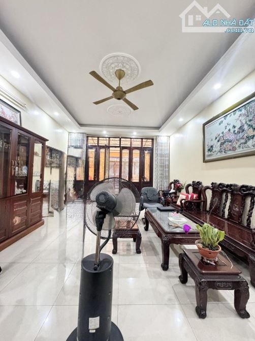 ‼Phân lô Phương Mai, thông ô tô tránh, vào nhà, gần BV Bạch Mai, KD, KCBT vuông đẹp