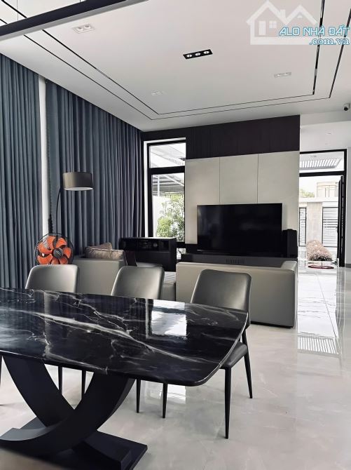 Bán đất tặng kèm nhà cấp 4 DT 7X20 giá 2.1 tỷ thương lượng - 2