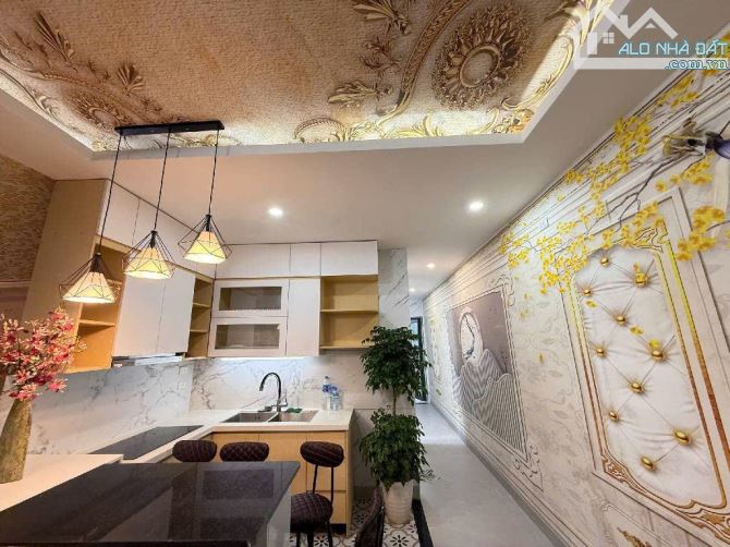 BÁN NHÀ TẬP THỂ TẦNG 1 PHỐ LẠC TRUNG – 66.1M² – SỔ ĐỎ CHÍNH CHỦ – TRUNG TÂM HAI BÀ TRƯNG –