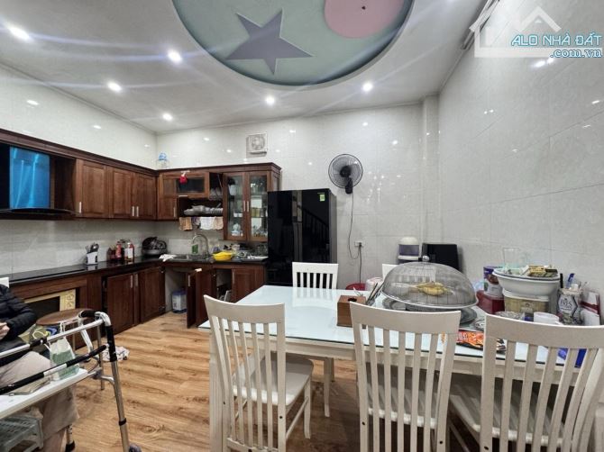 ‼Phân lô Phương Mai, thông ô tô tránh, vào nhà, gần BV Bạch Mai, KD, KCBT vuông đẹp