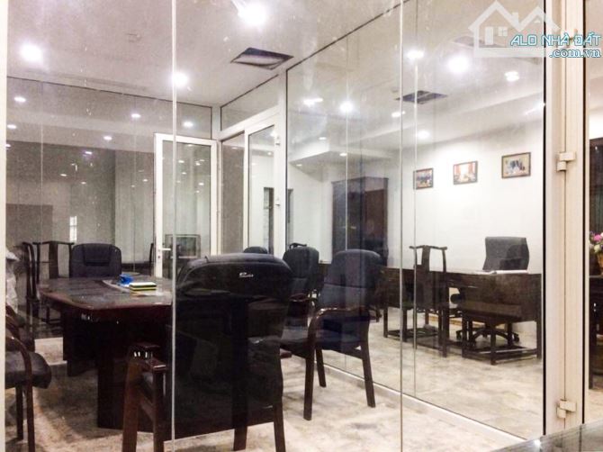 BÁN NHÀ PHỐ NGUYỄN KHẮC HIẾU, BA ĐÌNH 217M, 16 TẦNG, THANG MÁY, DÒNG TIỀN KHỦNG, 295 TỶ.