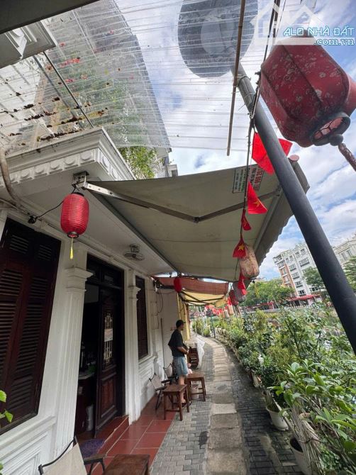 Mặt phố Trấn Vũ - VIEW HỒ triệu đô, Vị trí KIM CƯƠNG kinh doanh cà phê hái ra TIỀN! 89 tỷ