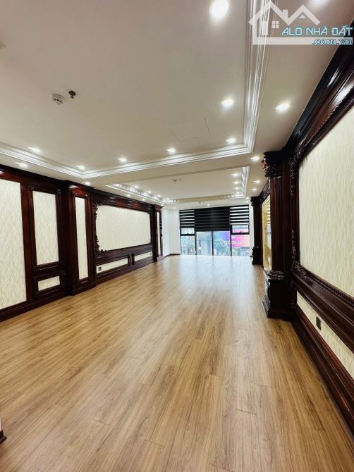 TOÀ VĂN PHÒNG MẶT PHỐ HOÀNG NGÂN 100m2 - 8T THANG MÁY - 68 TỶ - 2 MẶT TIỀN - KINH DOANH