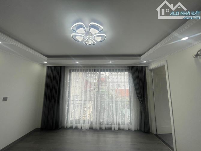 THÁI HÀ 33/39M x 6 TẦNG - NHÀ MỚI XÂY - NGÕ THÔNG - GẦN PHỐ - SỔ VUÔNG ĐẸP - KHU VỰC HIẾM