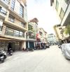 BÁN TÒA NHÀ MẶT PHỐ THỊNH QUANG. 100M2 - 9 TẦNG. THANG MÁY.