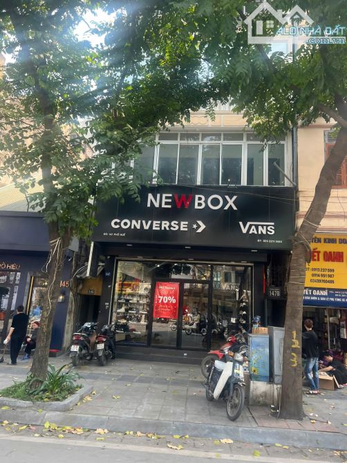 CHO THUÊ NHÀ MẶT PHỐ TRẤN VŨ – BA ĐÌNH, VIEW HỒ ĐẸP 50M2 X 2T , 5M MT .