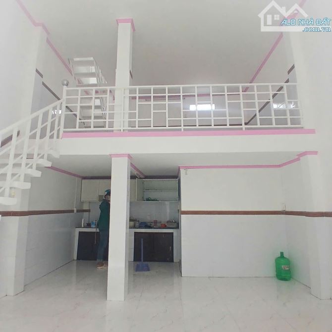 Cho thuê nhà mới đường mạc thiên tích cách đường 20m