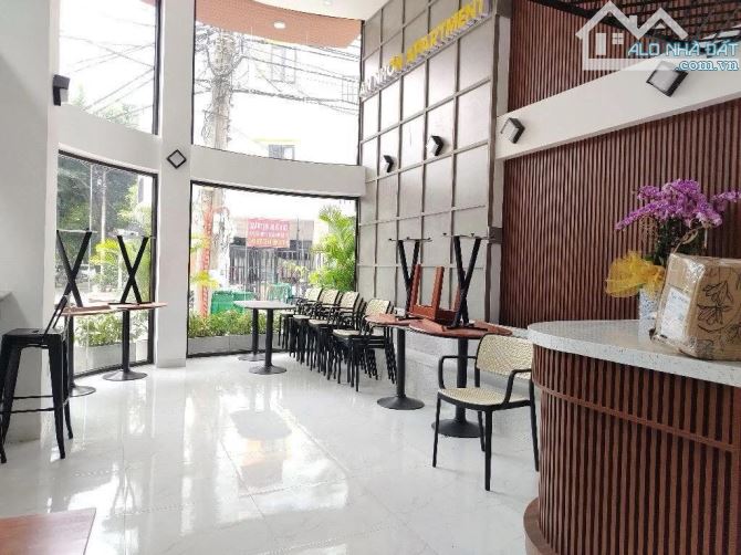 TOÀ CĂN HỘ VIEW CÔNG VIÊN KHU BIỂN MỸ KHÊ. Doanh thu ròng 1.5tỷ/Năm. Mới xây dựng năm 2025 - 1