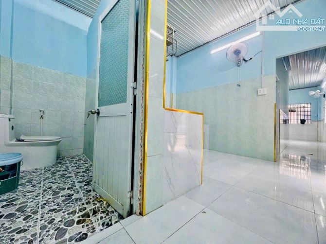 Bán nhà 2 mặt tiền Bình Đa, sổ hoàn công,giá rẻ - 1