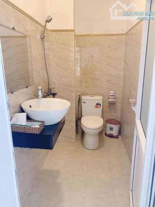 Khách sạn hai mặt tiền P1 Đà Lạt Phan Như Thạch 11 Phòng giá hơn 17 tỷ - 1