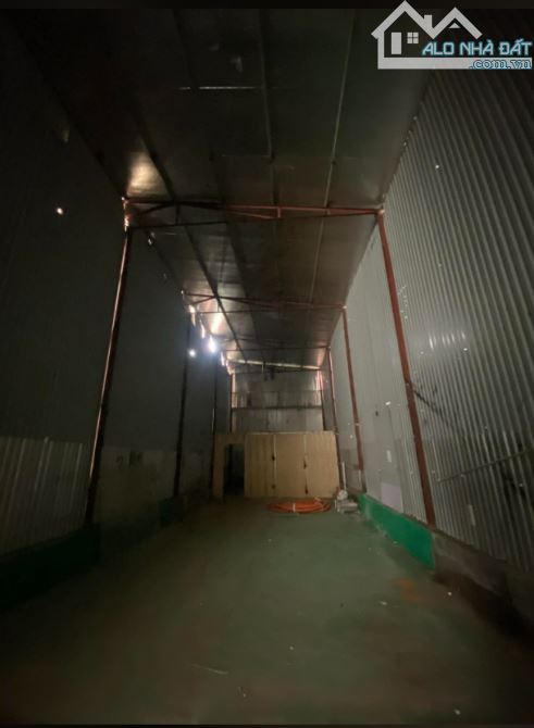 cho thuê kho xưởng trung tâm Tứ Hiệp, Thanh Trì - DT 330m2, MT 12m, giá 28 triệu/tháng - 2