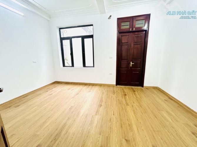 Nhà đẹp Đại từ Linh Đàm dân xây 34m 5 tầng ở ngay