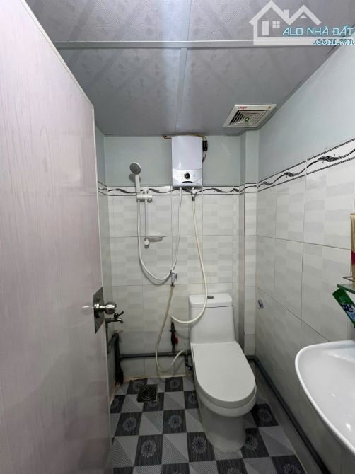 CHO THUÊ NHÀ NGUYÊN CĂN HẺM 377 BẠCH ĐẰNG, P.15, BÌNH THẠNH - 3