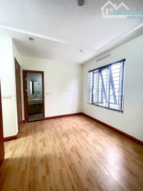 Bán nhà Phố Quan Nhân, DT 35M, 6T, Mặt Tiền 6M Nhà Xây mới.