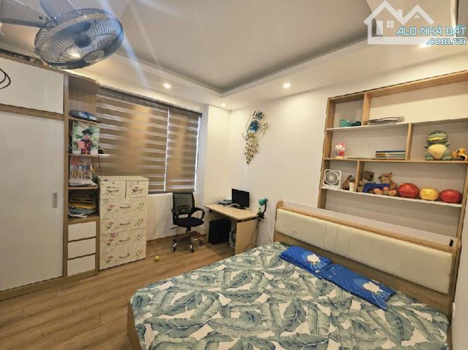 Bán Gấp ChungC. RESCO Phạm Văn Đồng. Lô Góc.100m. 3pn2vs. 7,05 tỷ. Full nội thất Xịn.Víp - 3